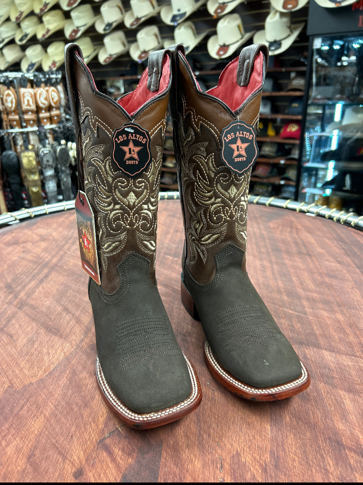 Women’s Dark Tabacco Wide Square Toe Boot