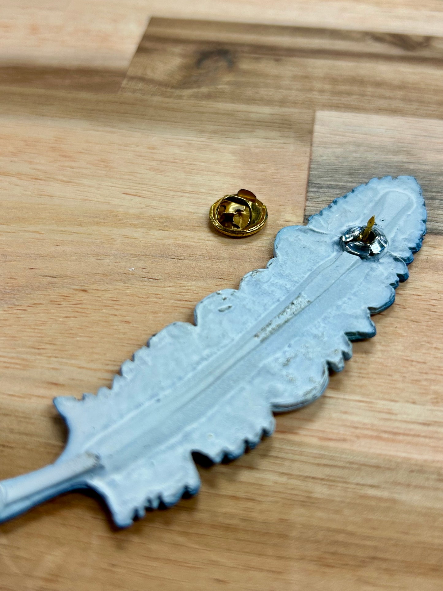 San Judas Pluma de Metal