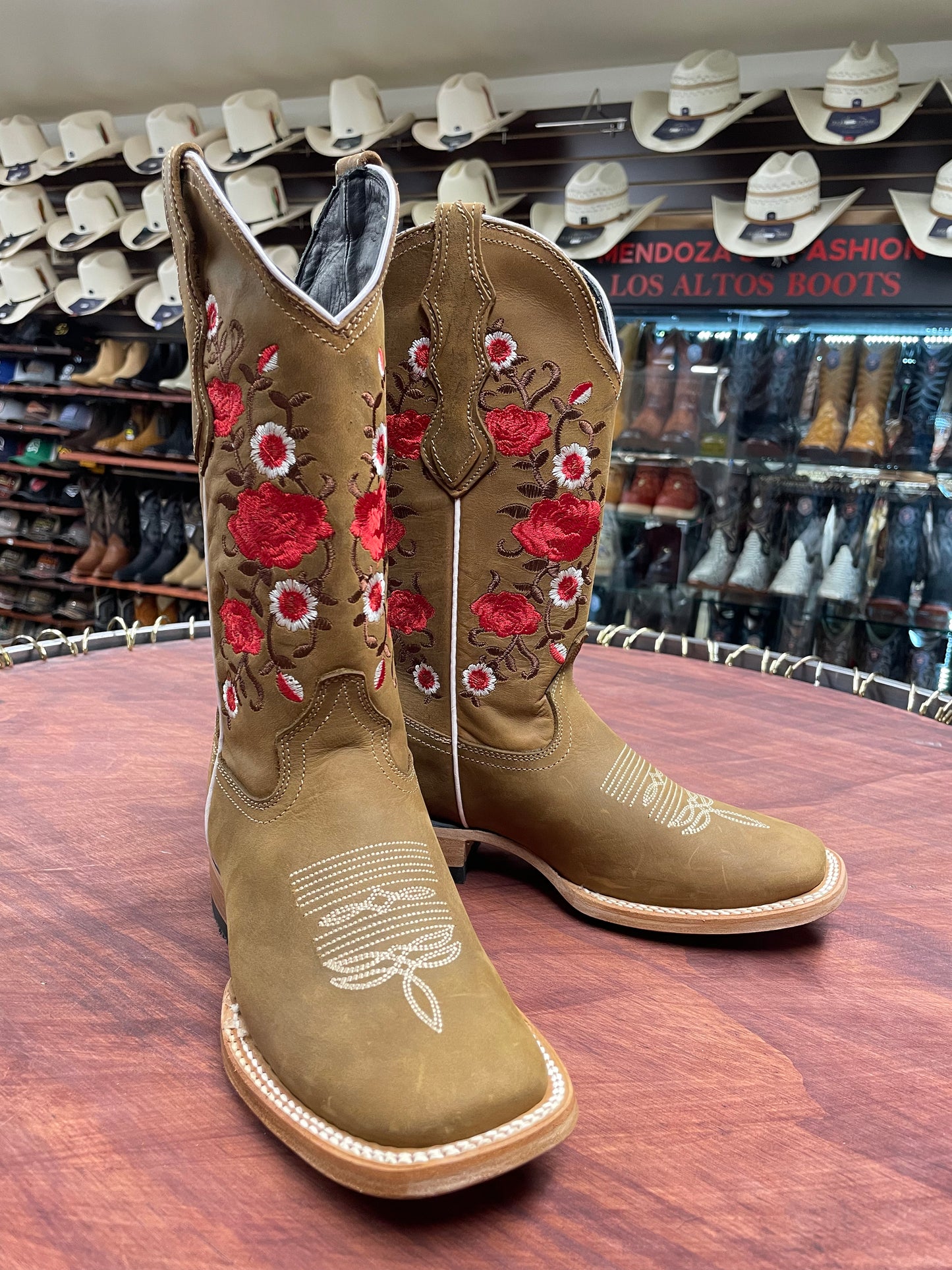 Topo Square Toe Women’s Boot