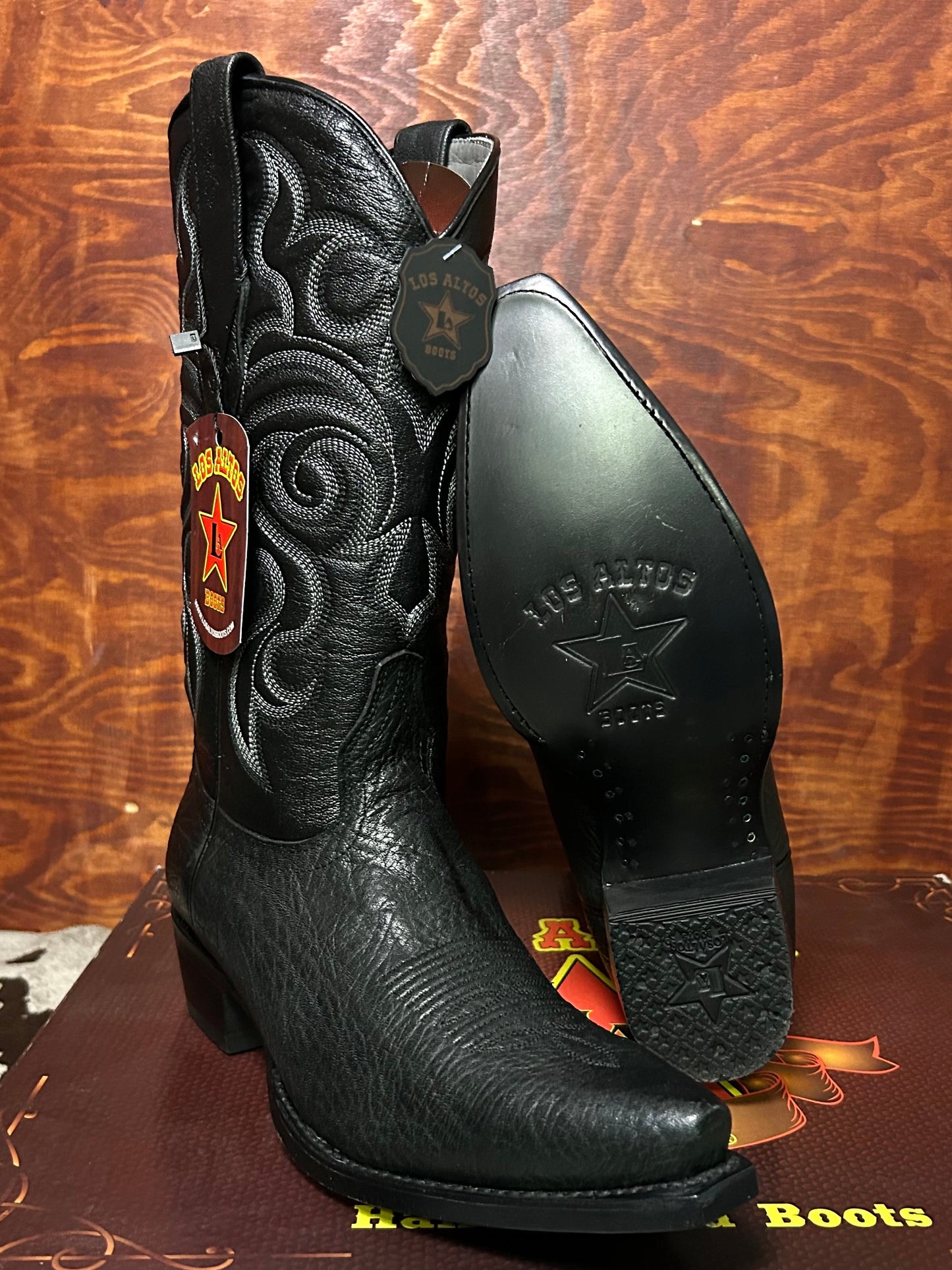 Original Bull Shoulder Black Snip Toe Boot