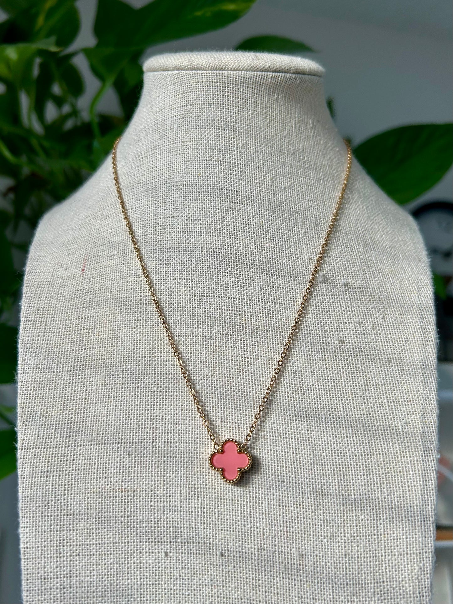 Lucky Necklace (Pink)