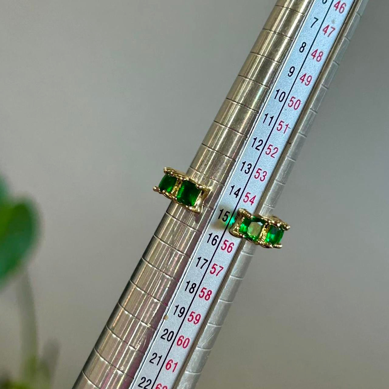Emerald Green Stone Tennis Ring