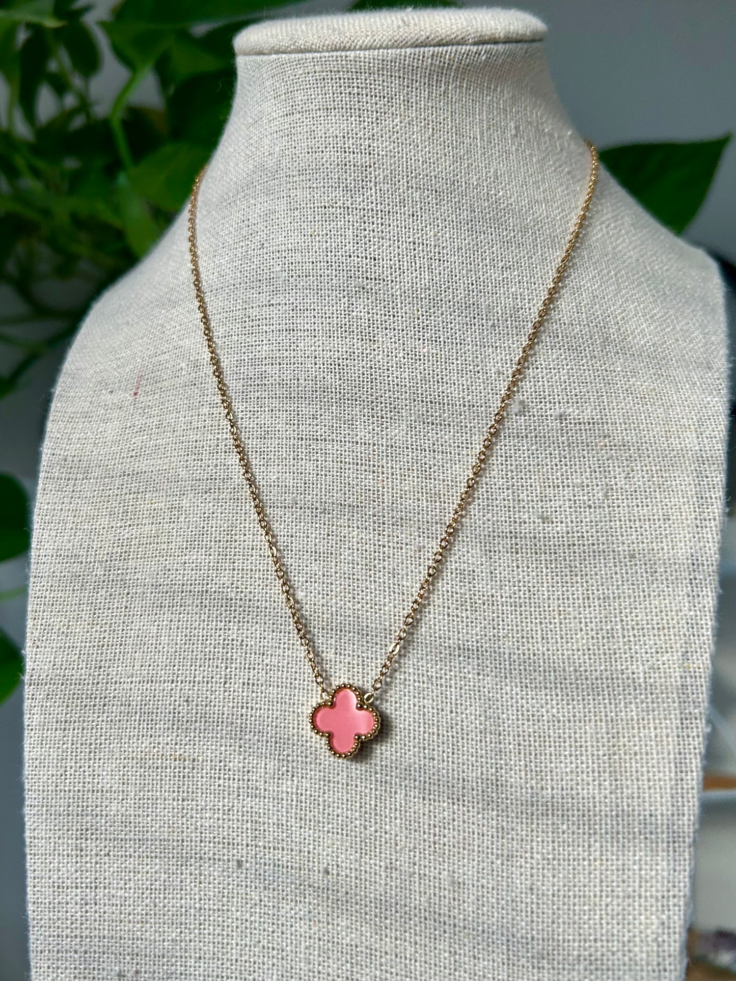 Lucky Necklace (Pink)