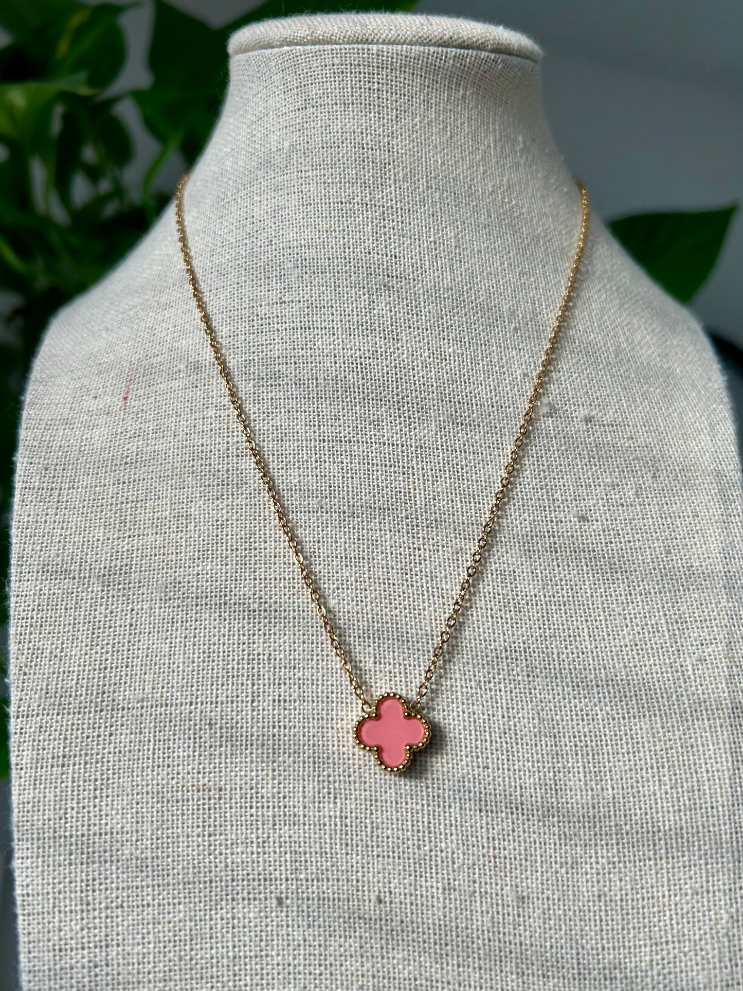 Lucky Necklace (Pink)