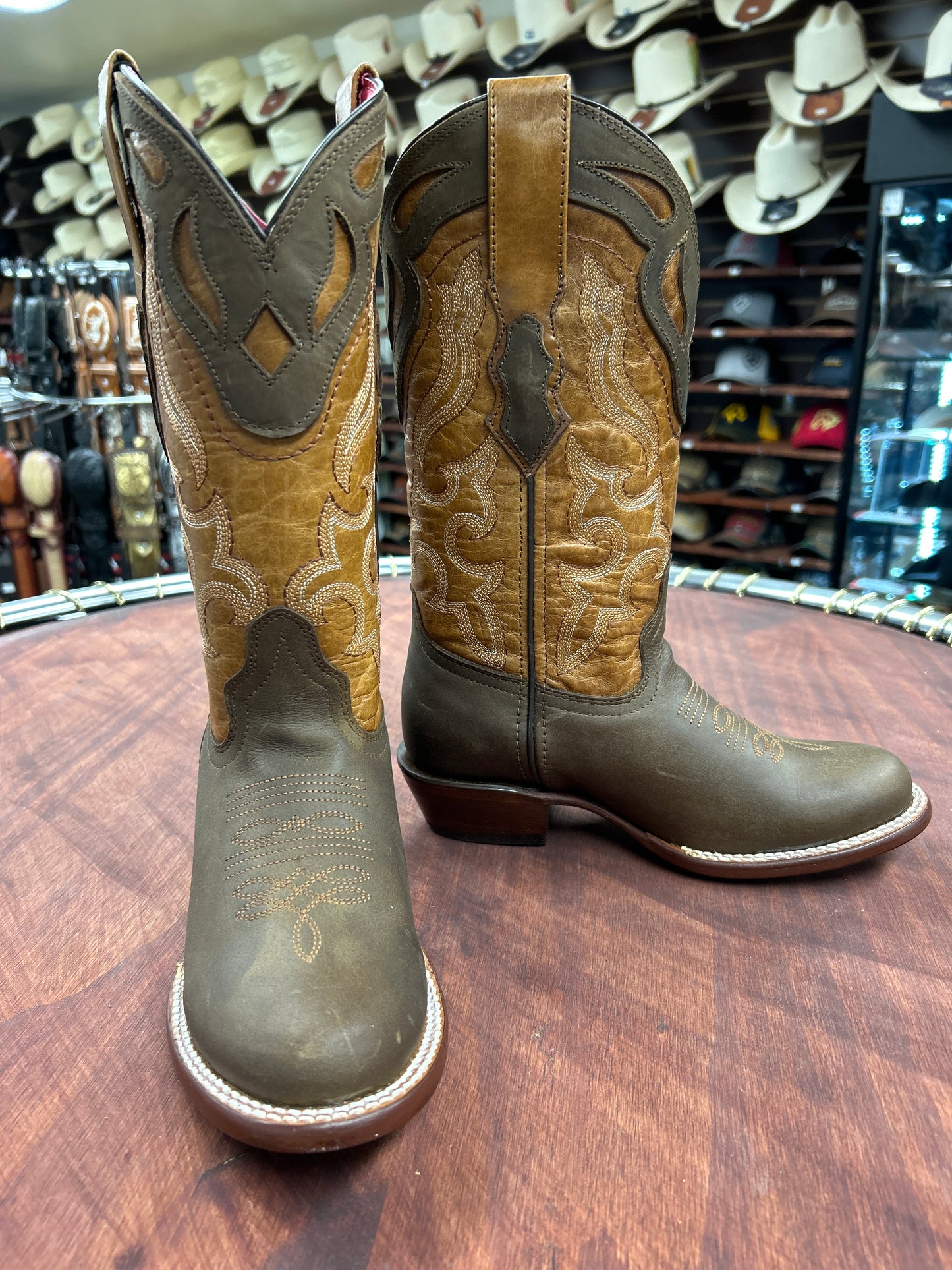 Quincy Round Toe Women’s Boot