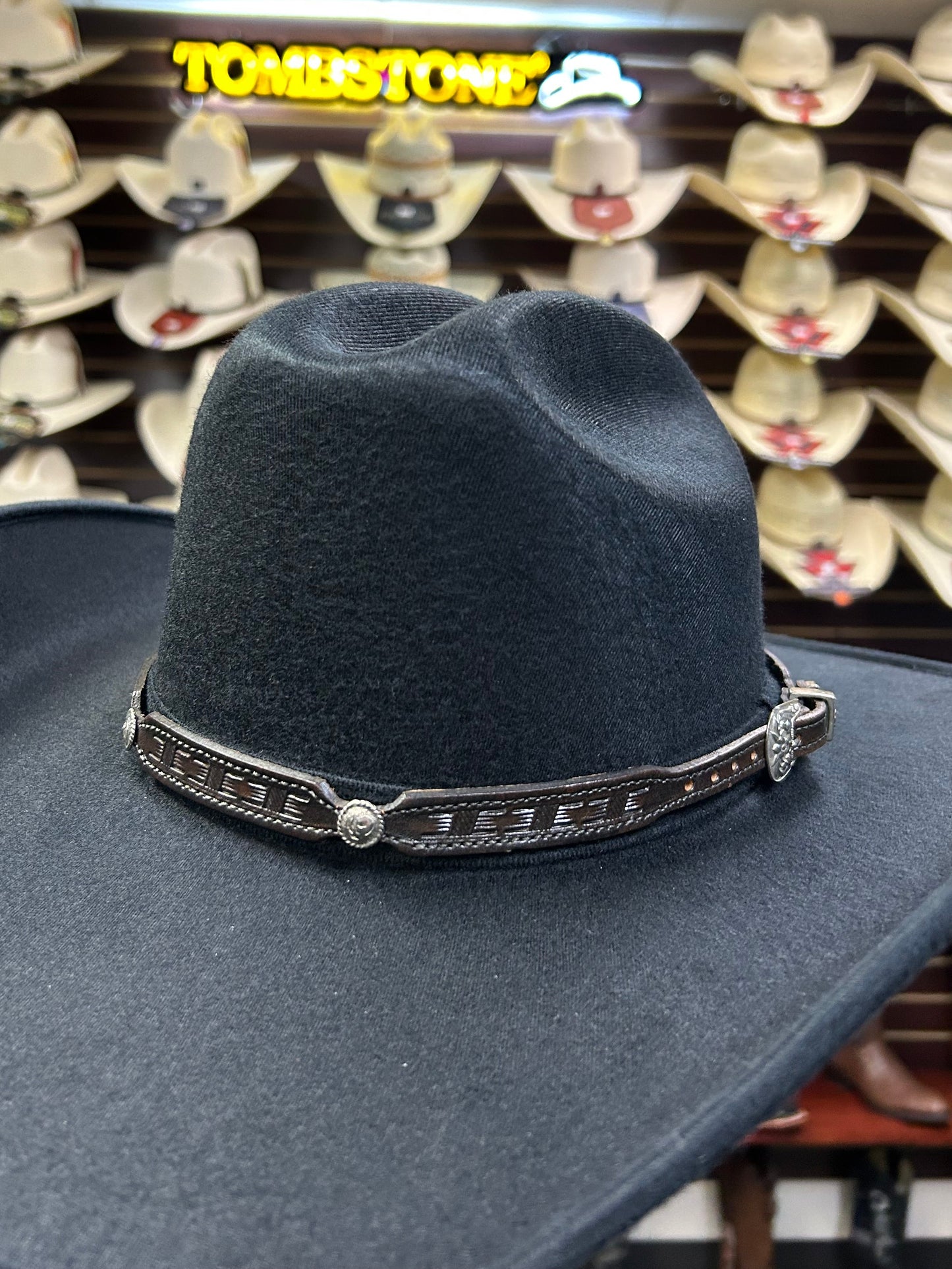 Toquilla Con Herraje