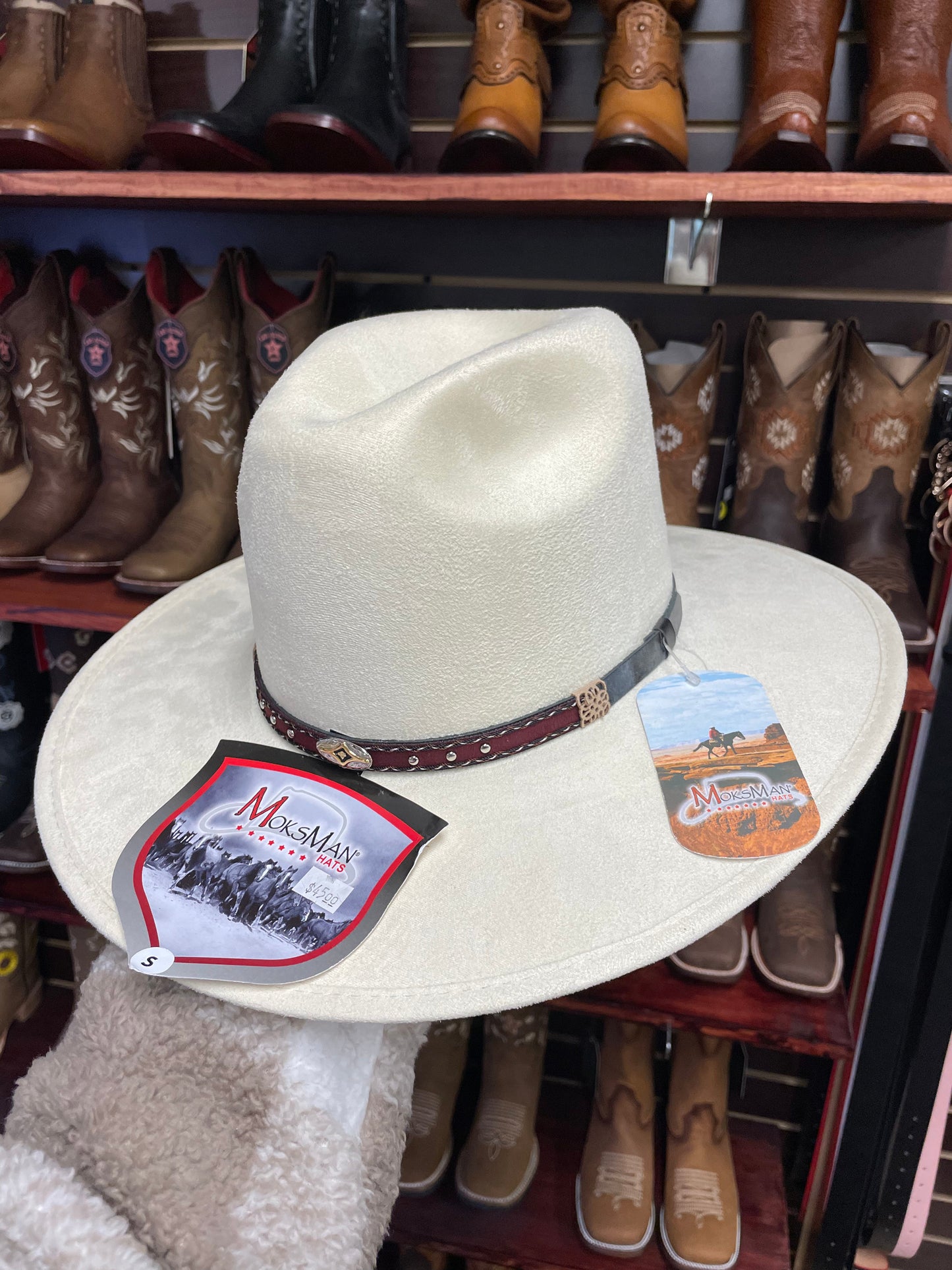 Suede Explorer Women’s Hat (Ivory & Burgundy)