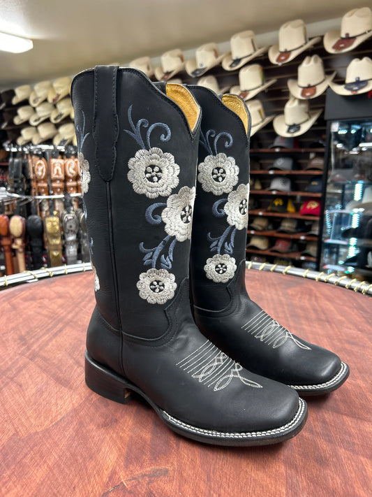 Quincy Floral Black Womens Boot