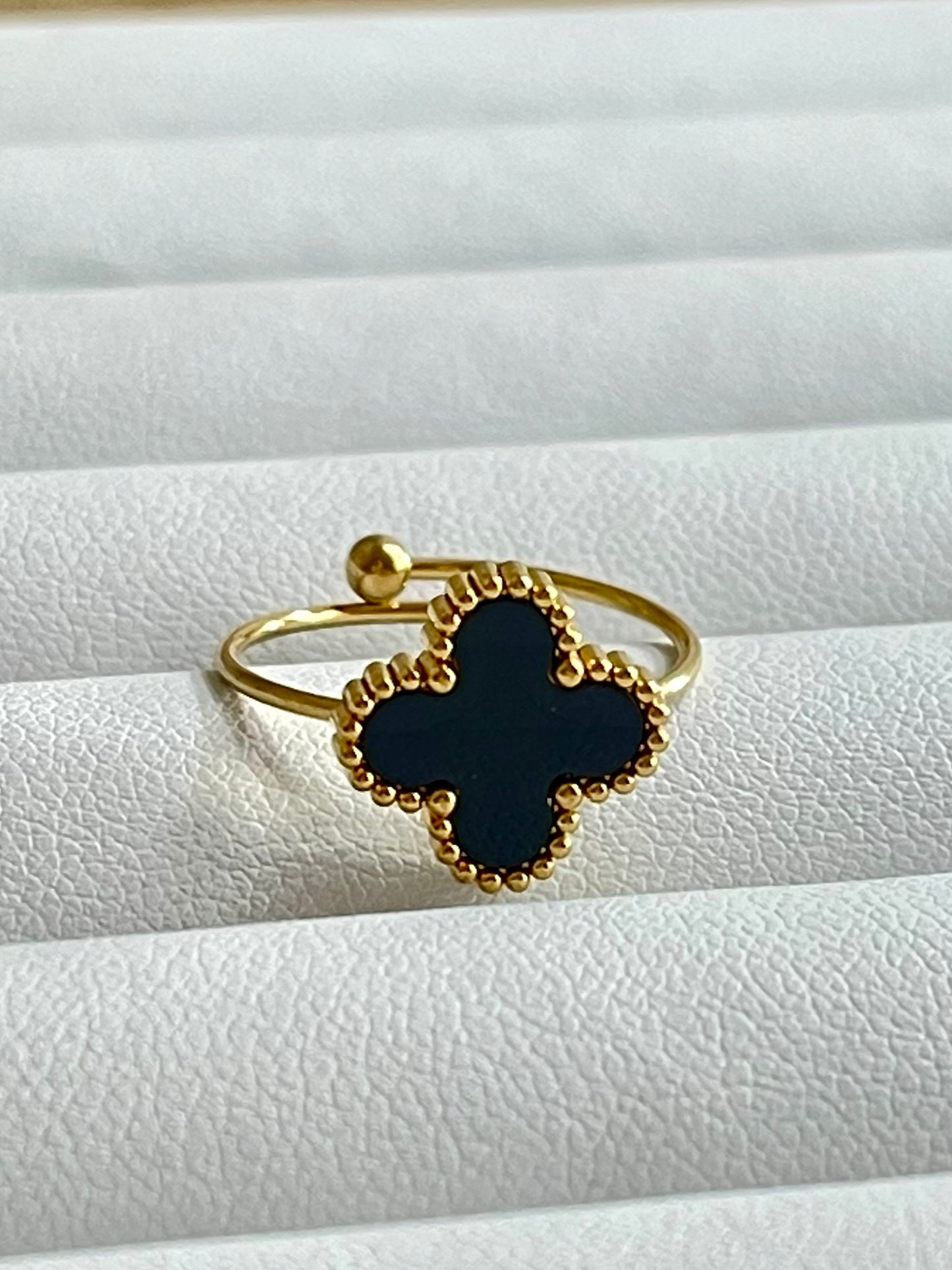 Lucky Clover Ring