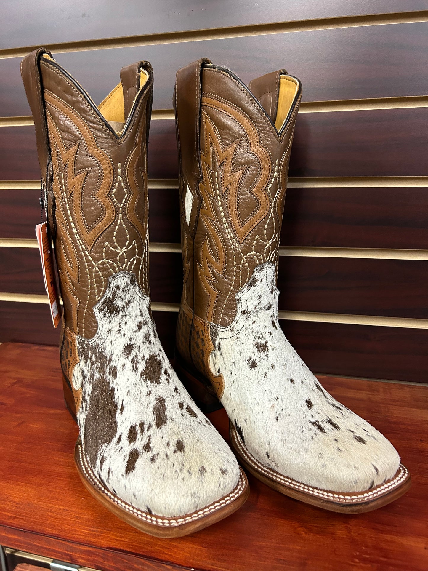 Hooch Cow Hide Wide Square Toe Boots