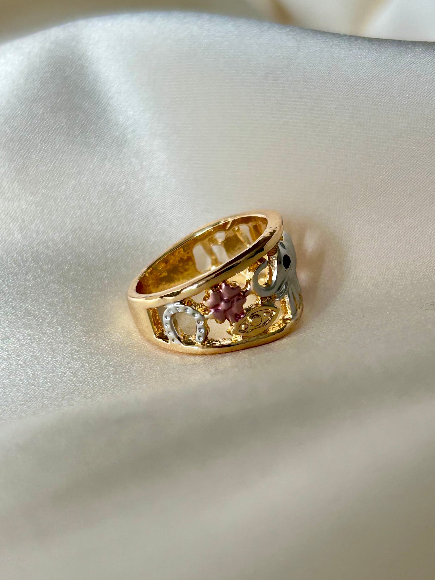 Good luck elephant ring