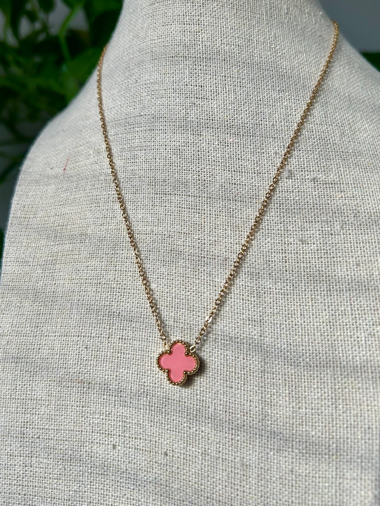 Lucky Necklace (Pink)