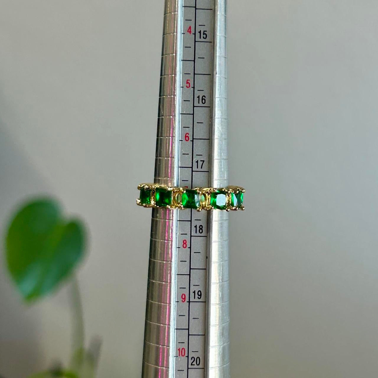 Emerald Green Stone Tennis Ring