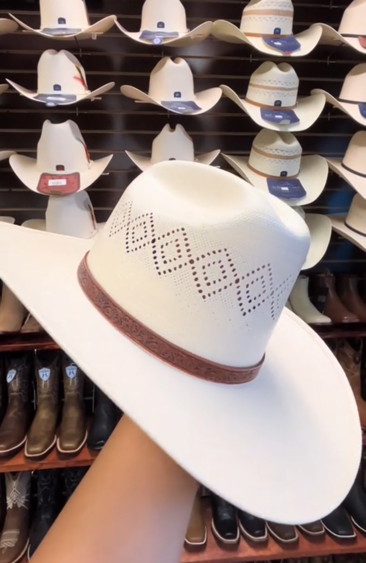 Sombrero Cuernos Chuecos 100X Johnson Diamond