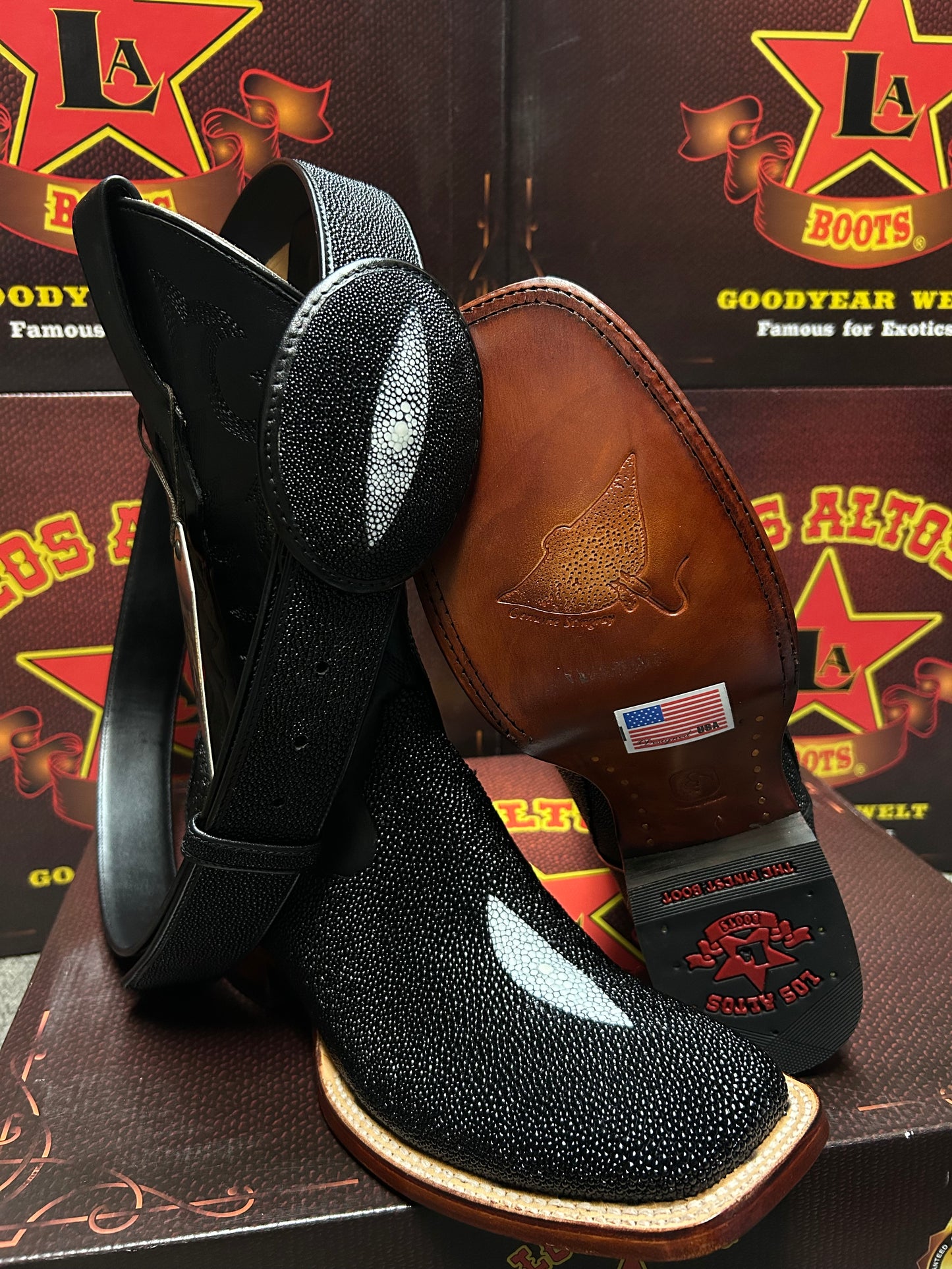 Stingray Single Stone Black Wide Square Toe Boot