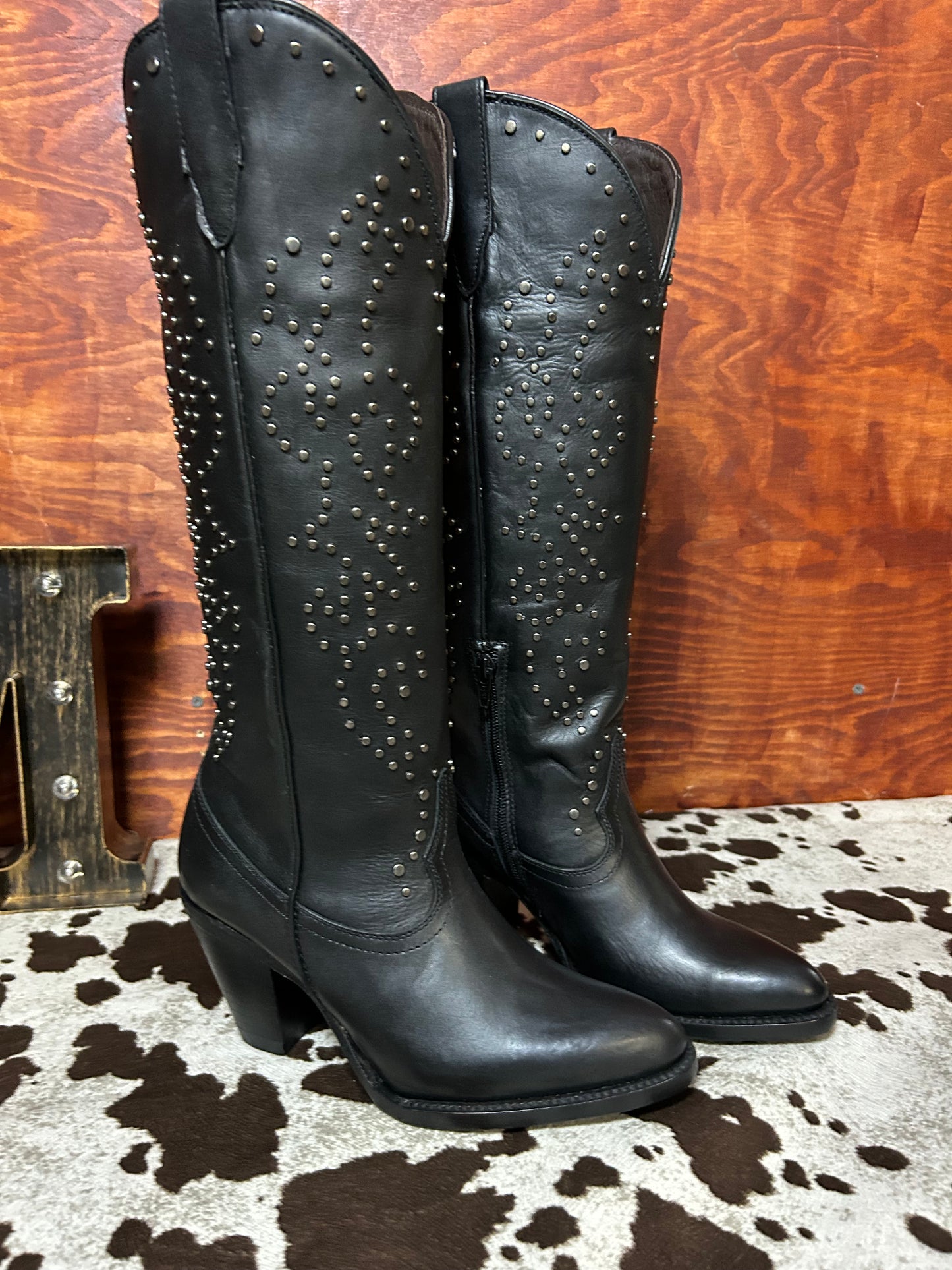 Taylor Black Knee High Snip Toe Boot