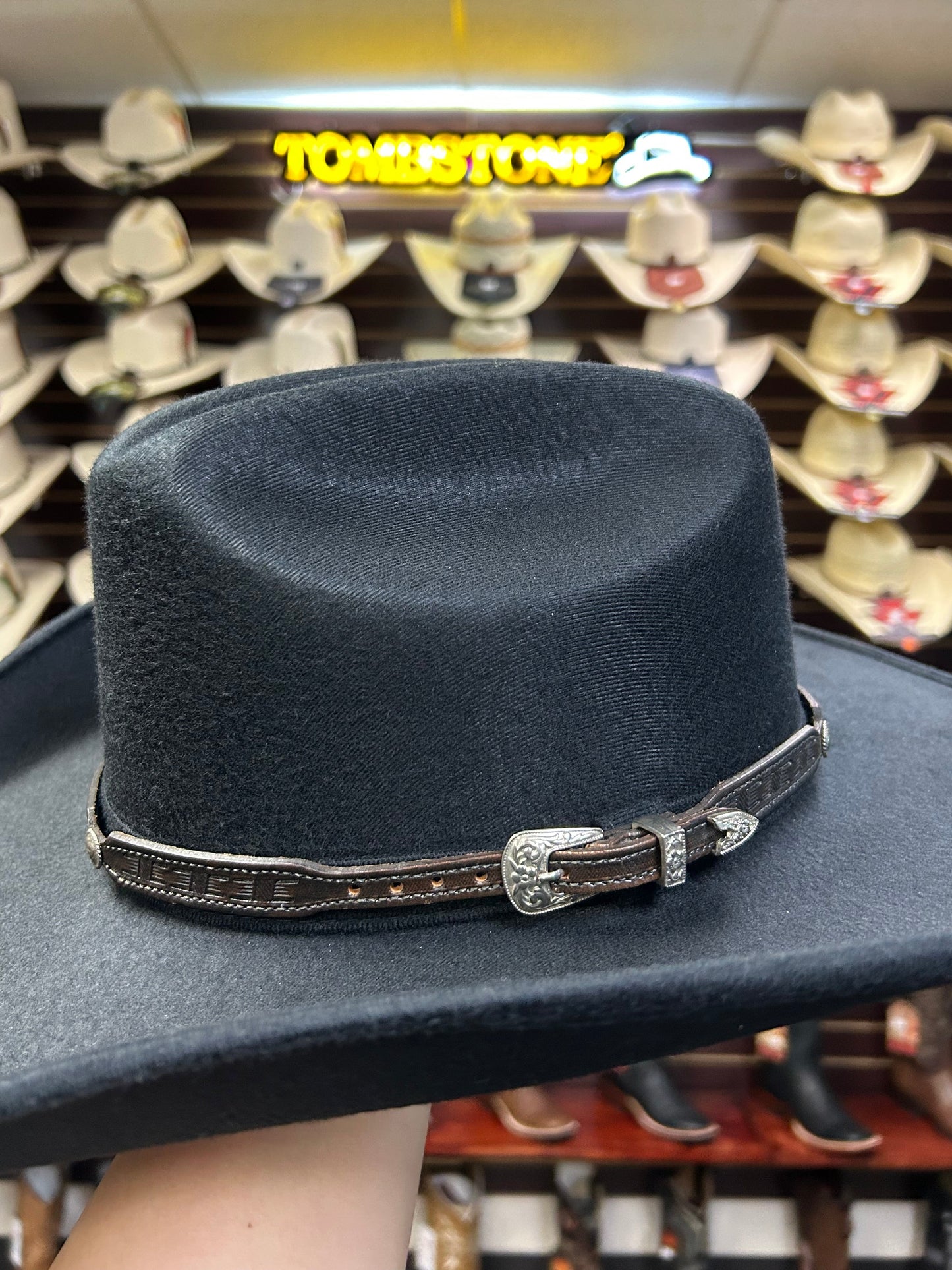 Toquilla Con Herraje