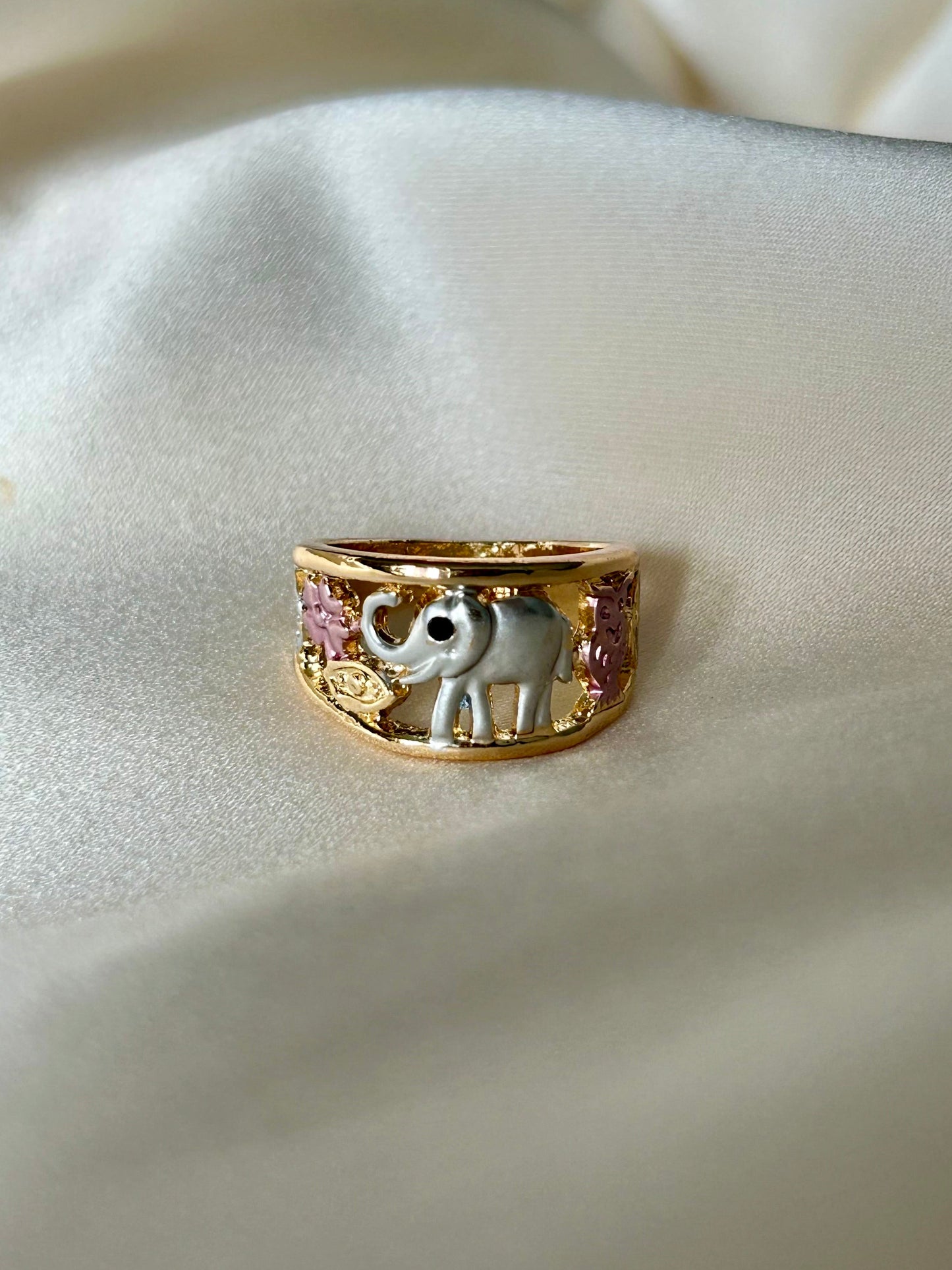 Good luck elephant ring