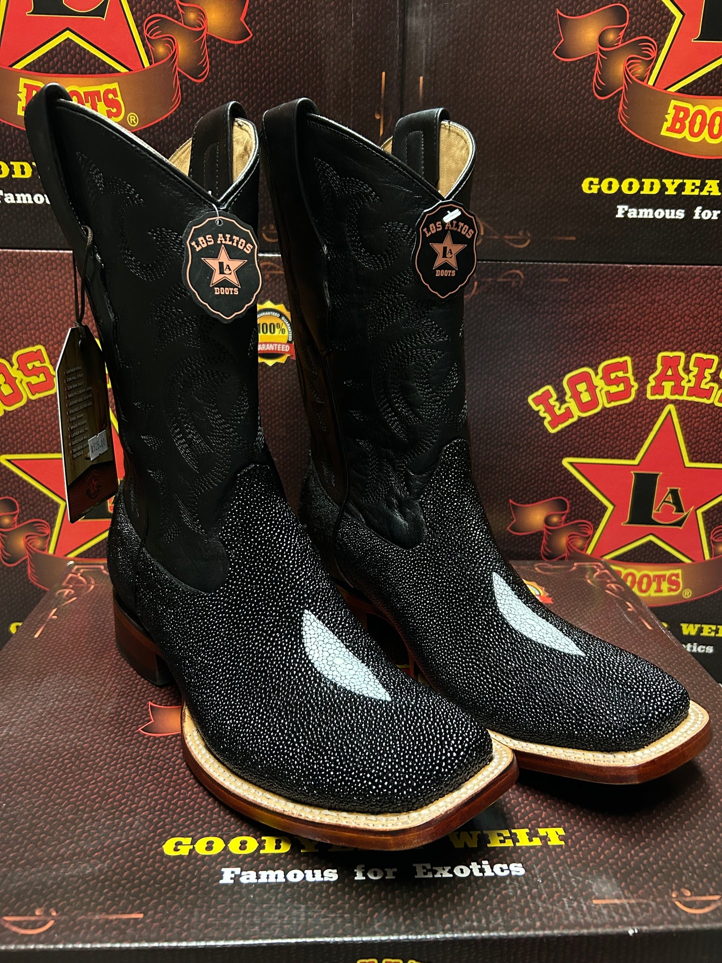 Stingray Single Stone Black Wide Square Toe Boot