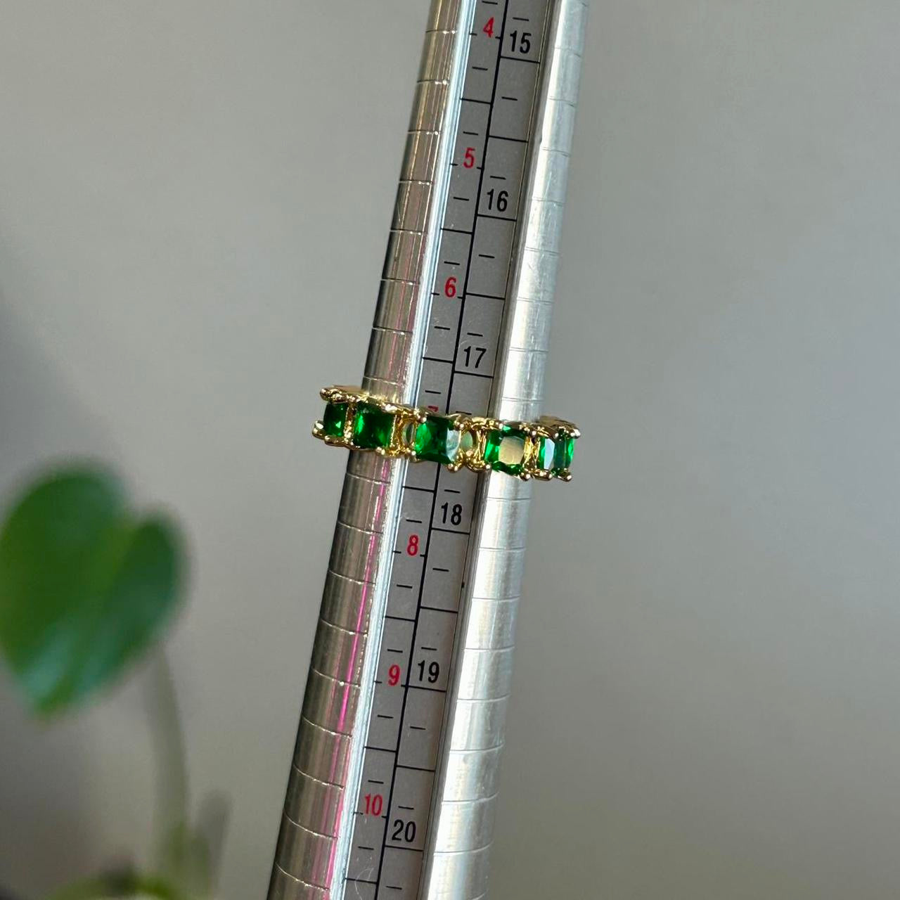 Emerald Green Stone Tennis Ring