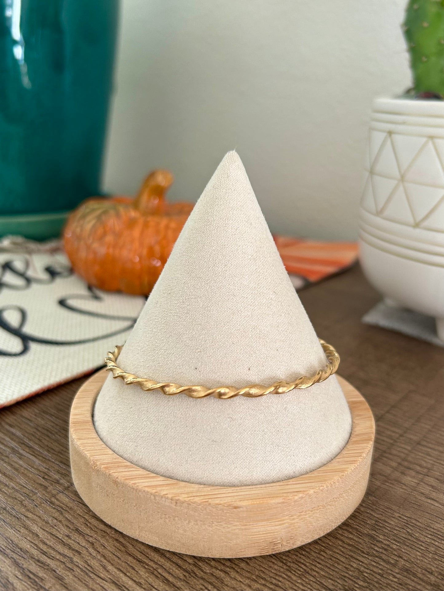 Twisted Bangle Bracelet