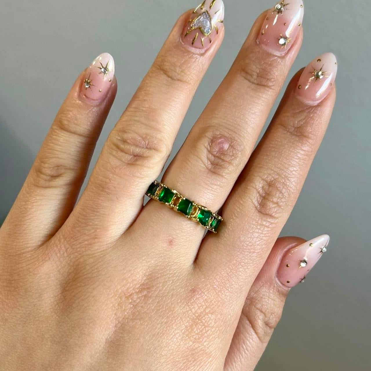 Emerald Green Stone Tennis Ring