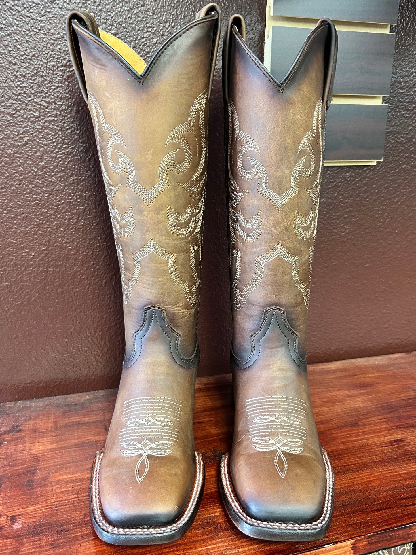 Adela Women’s Boot (Tabaco)