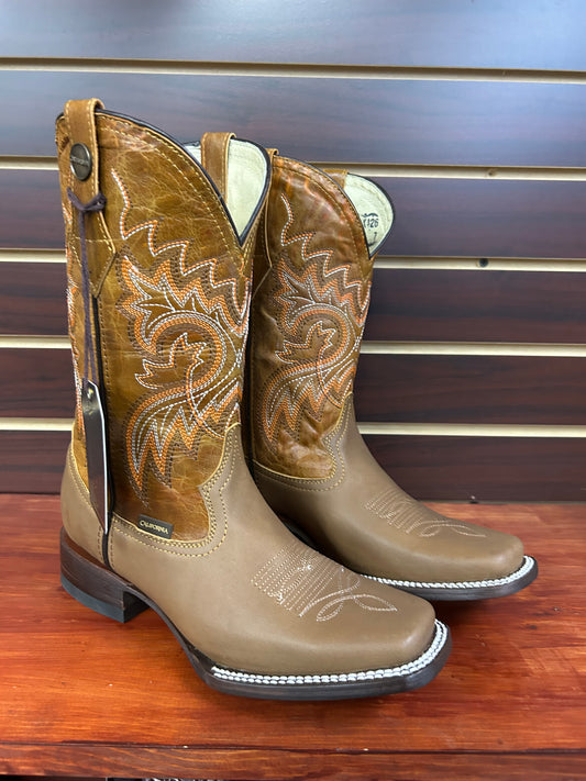 California Square Toe Boots