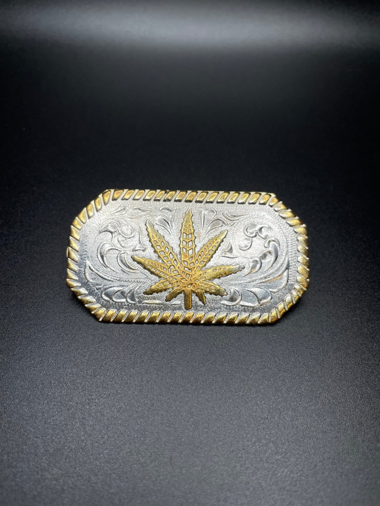 Cannabis Hat Pin