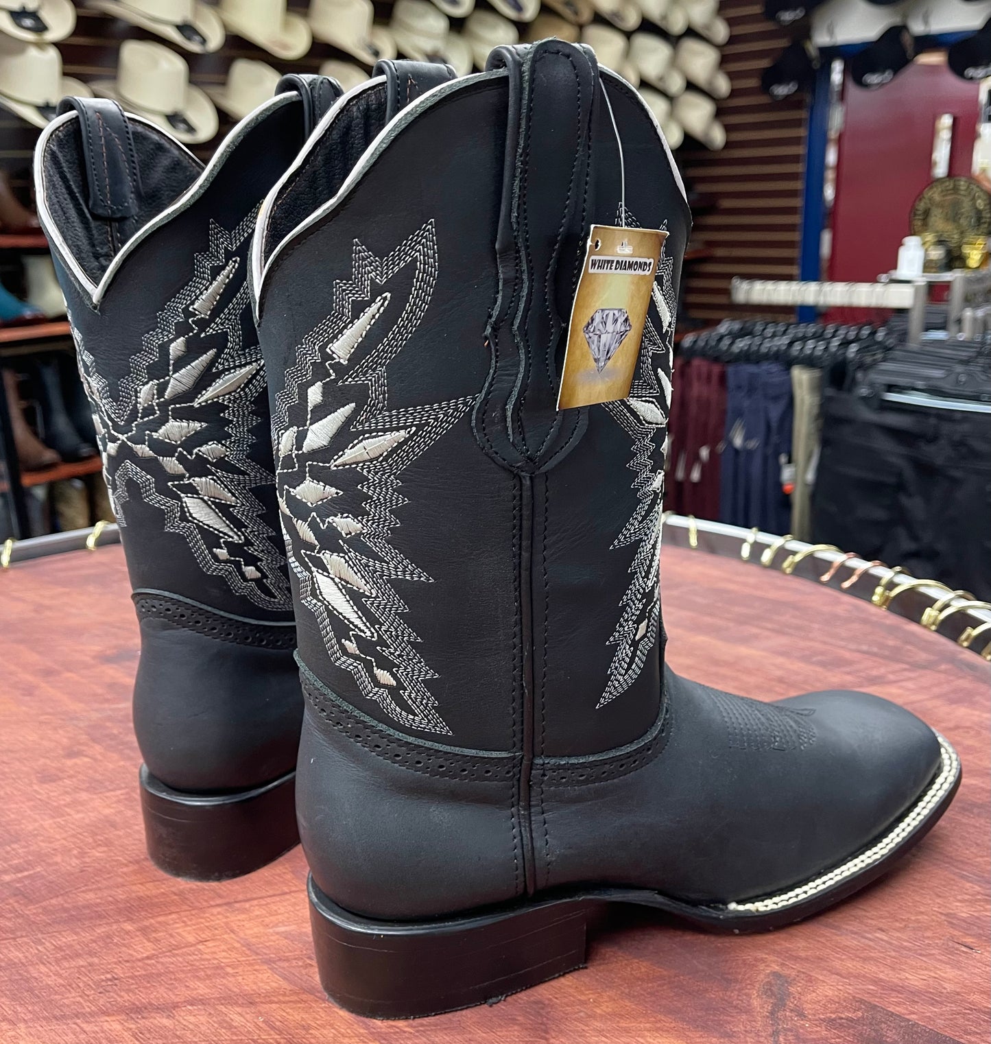 White Diamonds Rodeo Black Boot