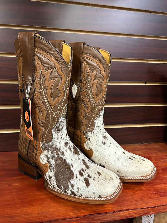 Hooch Cow Hide Wide Square Toe Boots