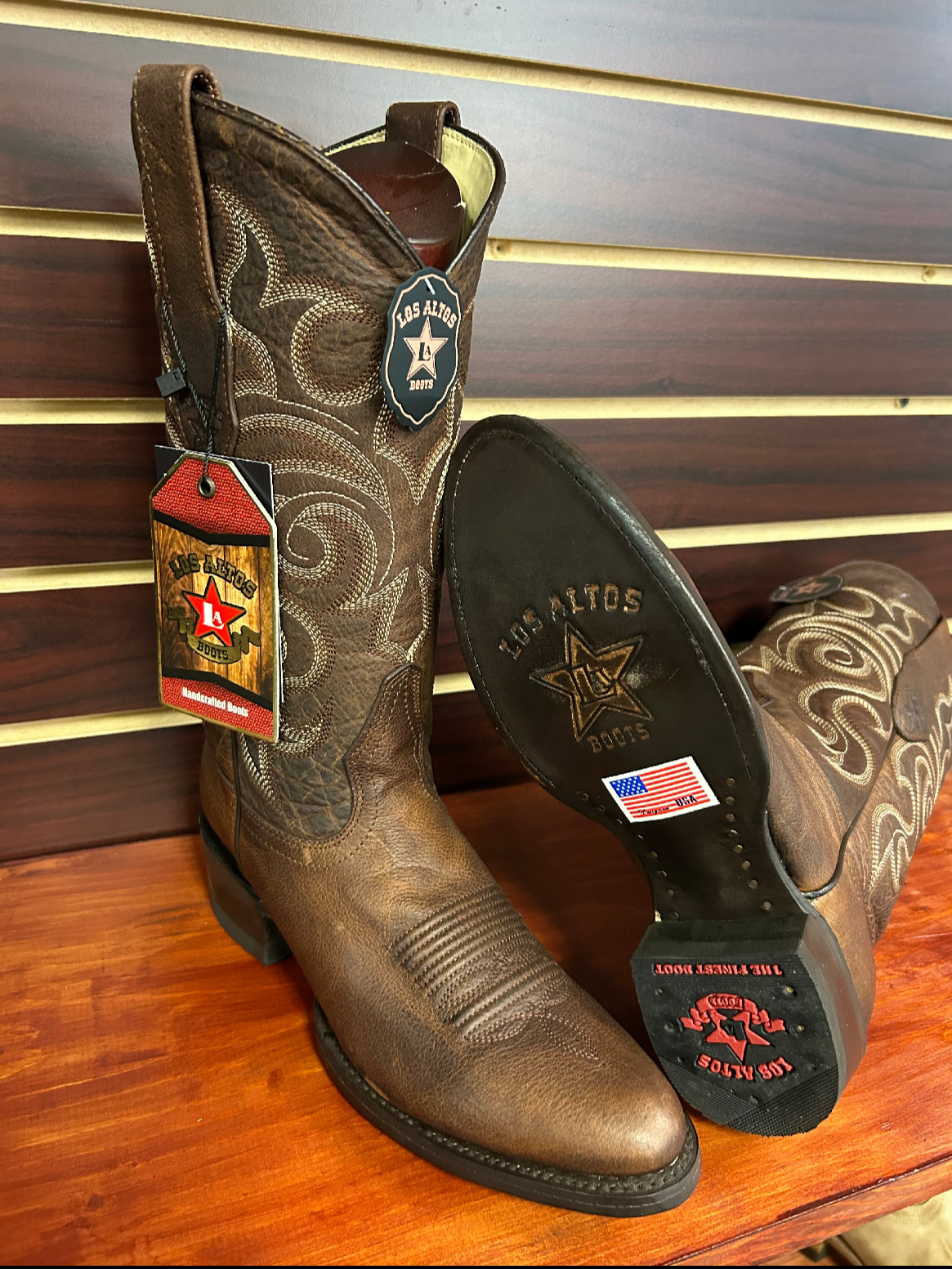 Round Toe Men’s Boot (Walnut, Honey & Brown)