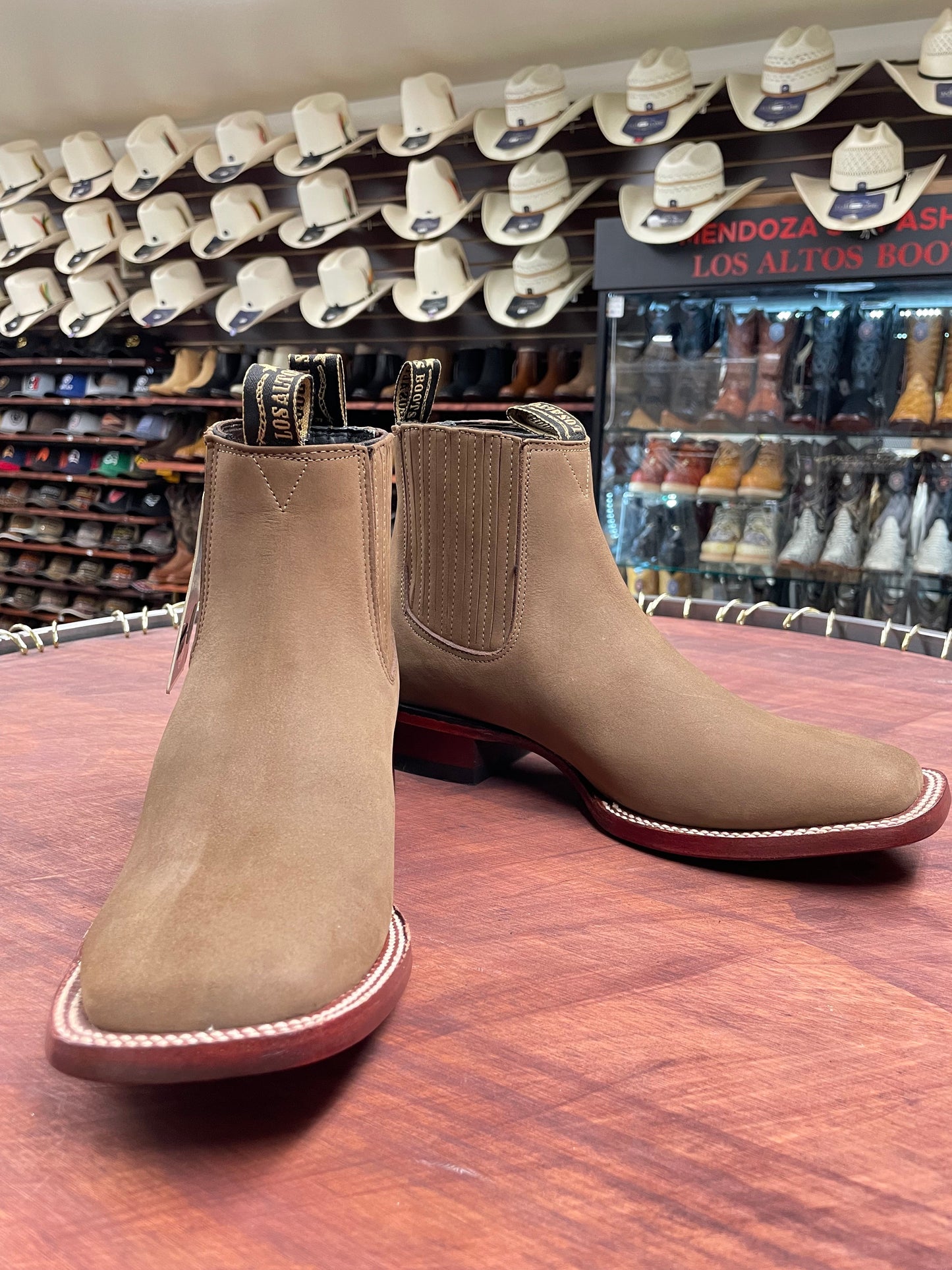 Los Altos Wide Square Toe Nobuck Taupe